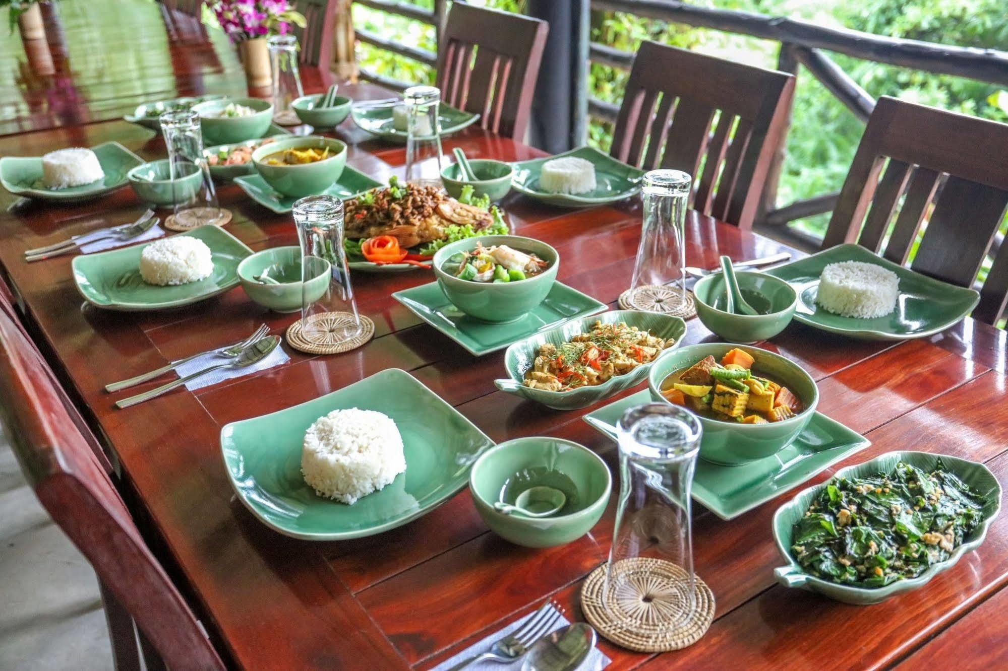 Anurak Community Lodge - Sha Plus Khao Sok National Park Extérieur photo